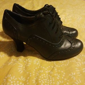Black Oxford small heel